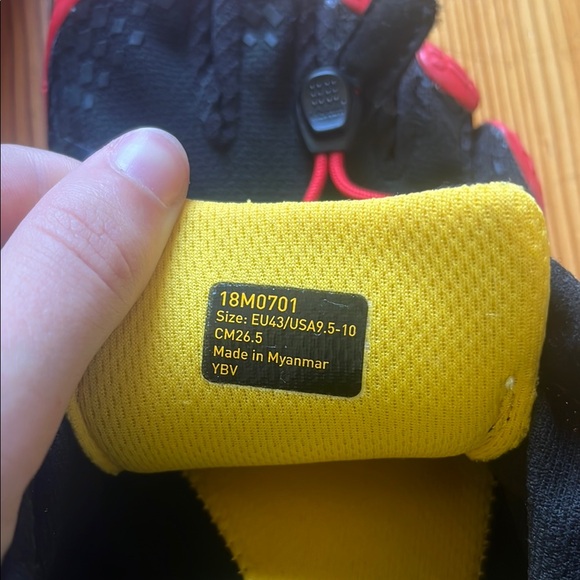 Vibram FiveFingers Training Shoes - Picture 5 of 5